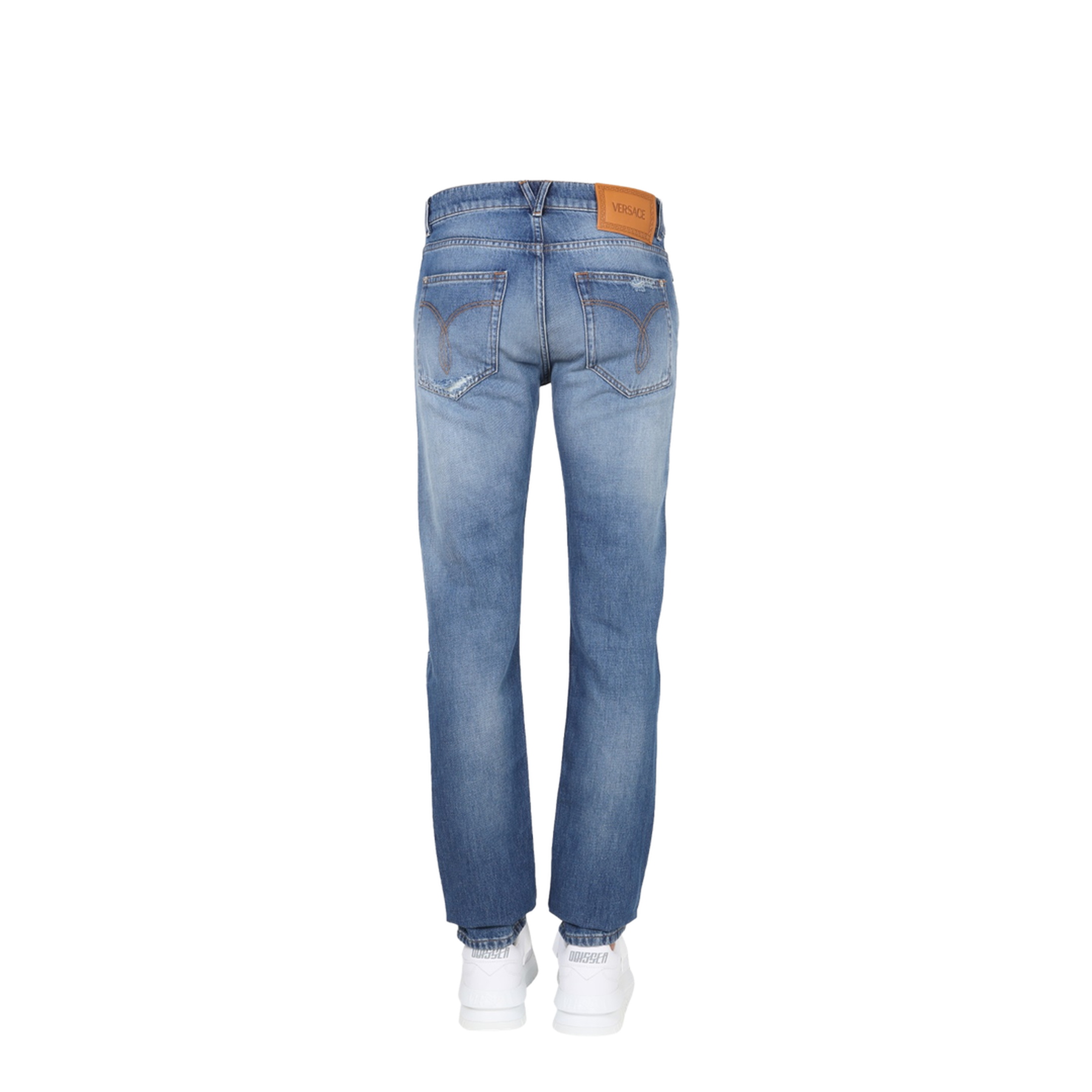 JEANS CON PATCH LOGO