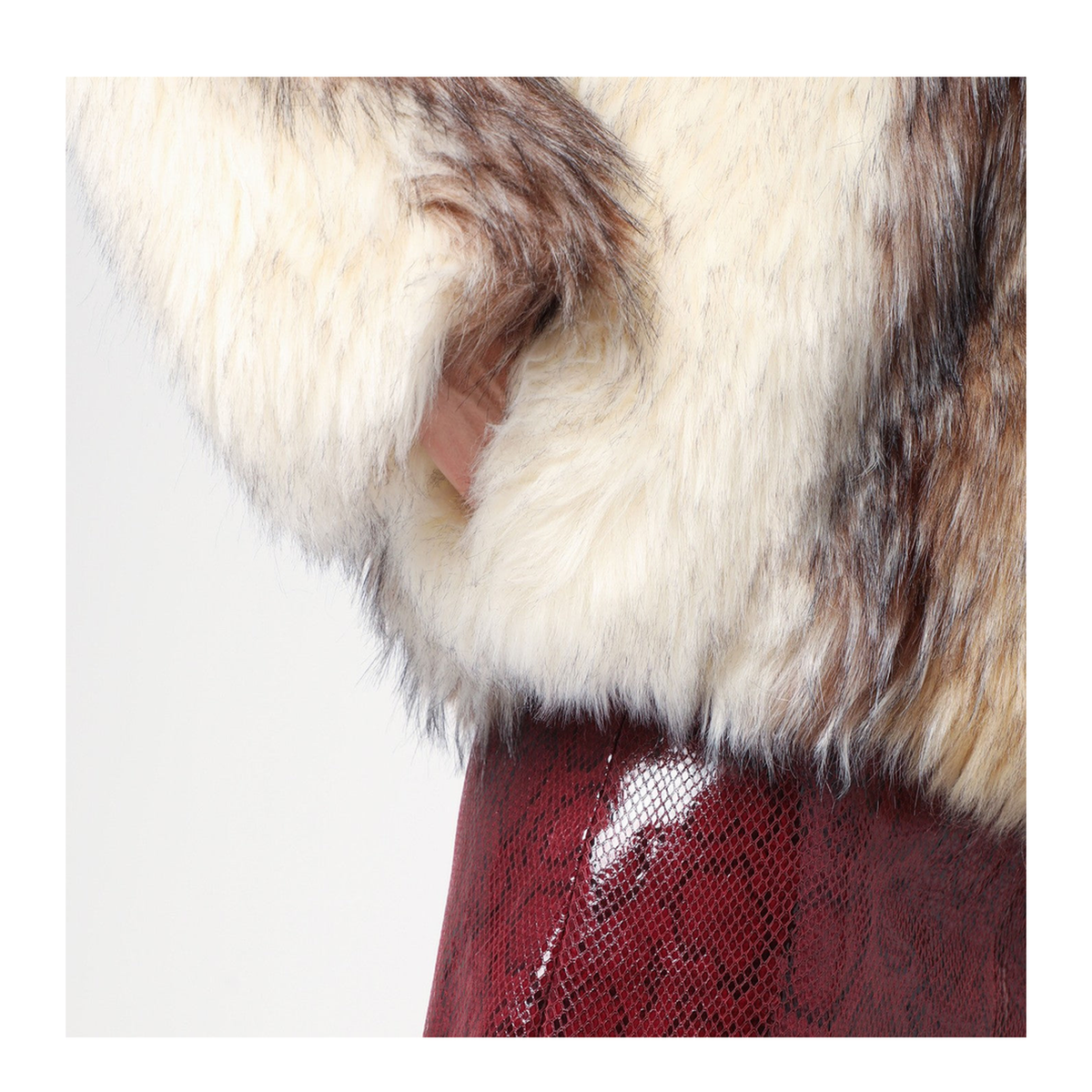 MAYFEYR - Halfboy - Short Beige Black White Faux Fur Coat - HF251WO001EF001T03