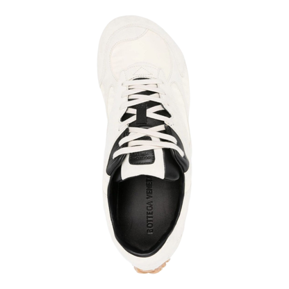 Orbit Flash Sneaker