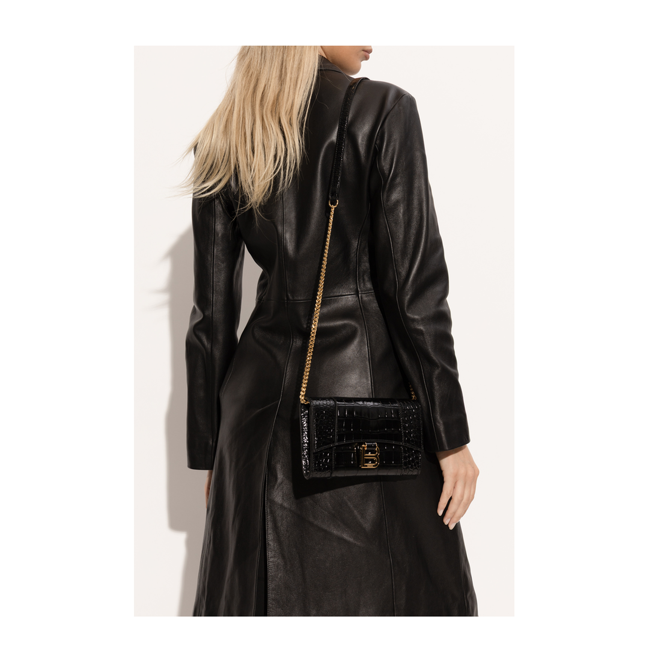 Hourglass Wallet On Chain in Black