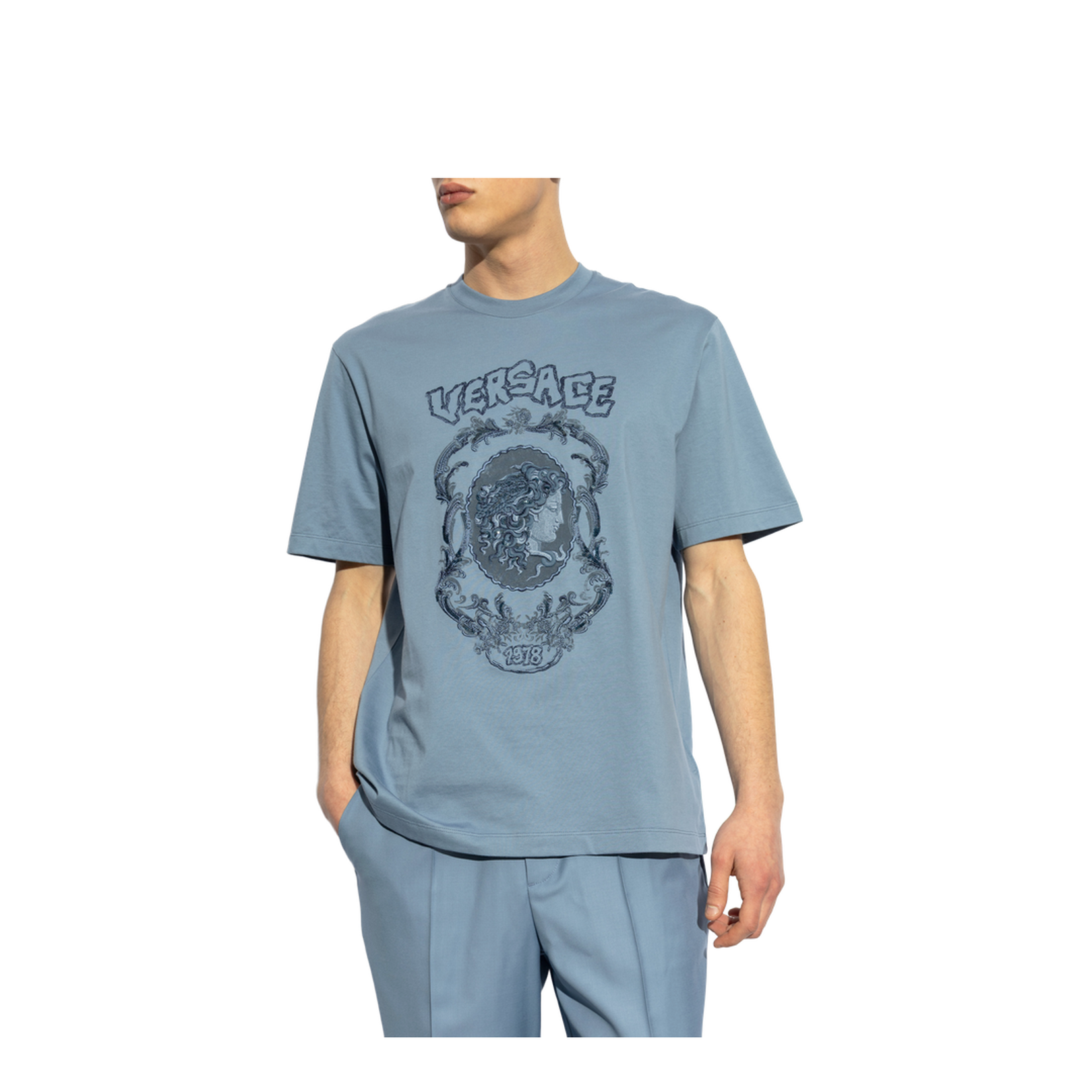 T-shirt with logo