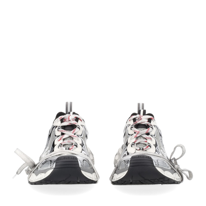 3XL Split Logo Sneaker