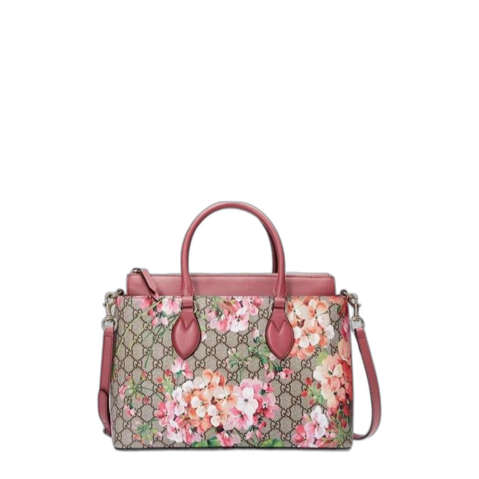GG Emblem Shoulder Bag