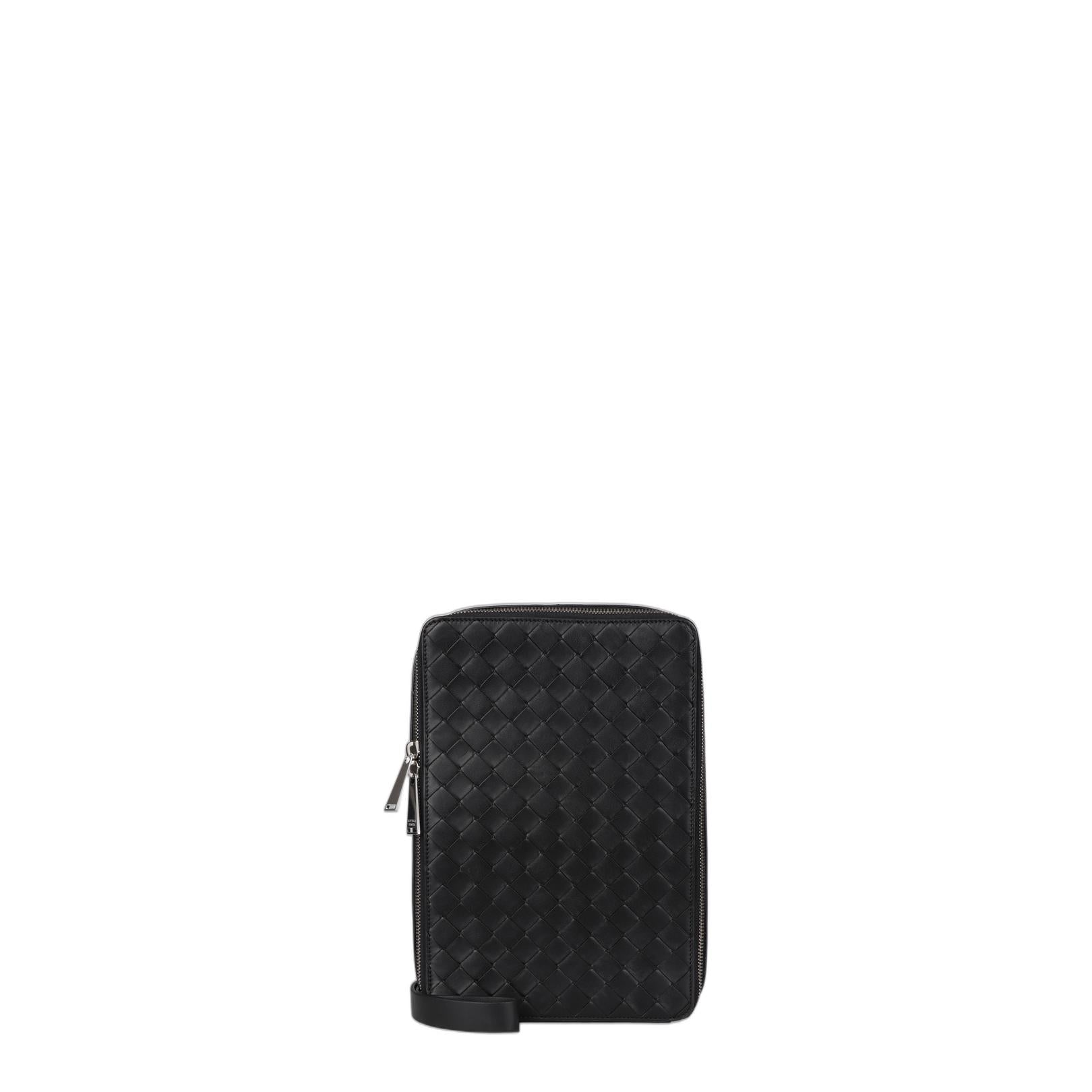 Maxi Intreccio Leather Messenger Bag