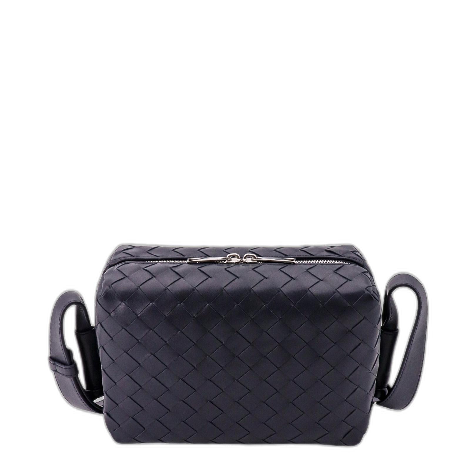 Loop Intrecciato Leather Bag in Black