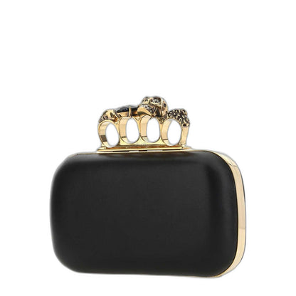 Knuckle Clutch With Chain in Black