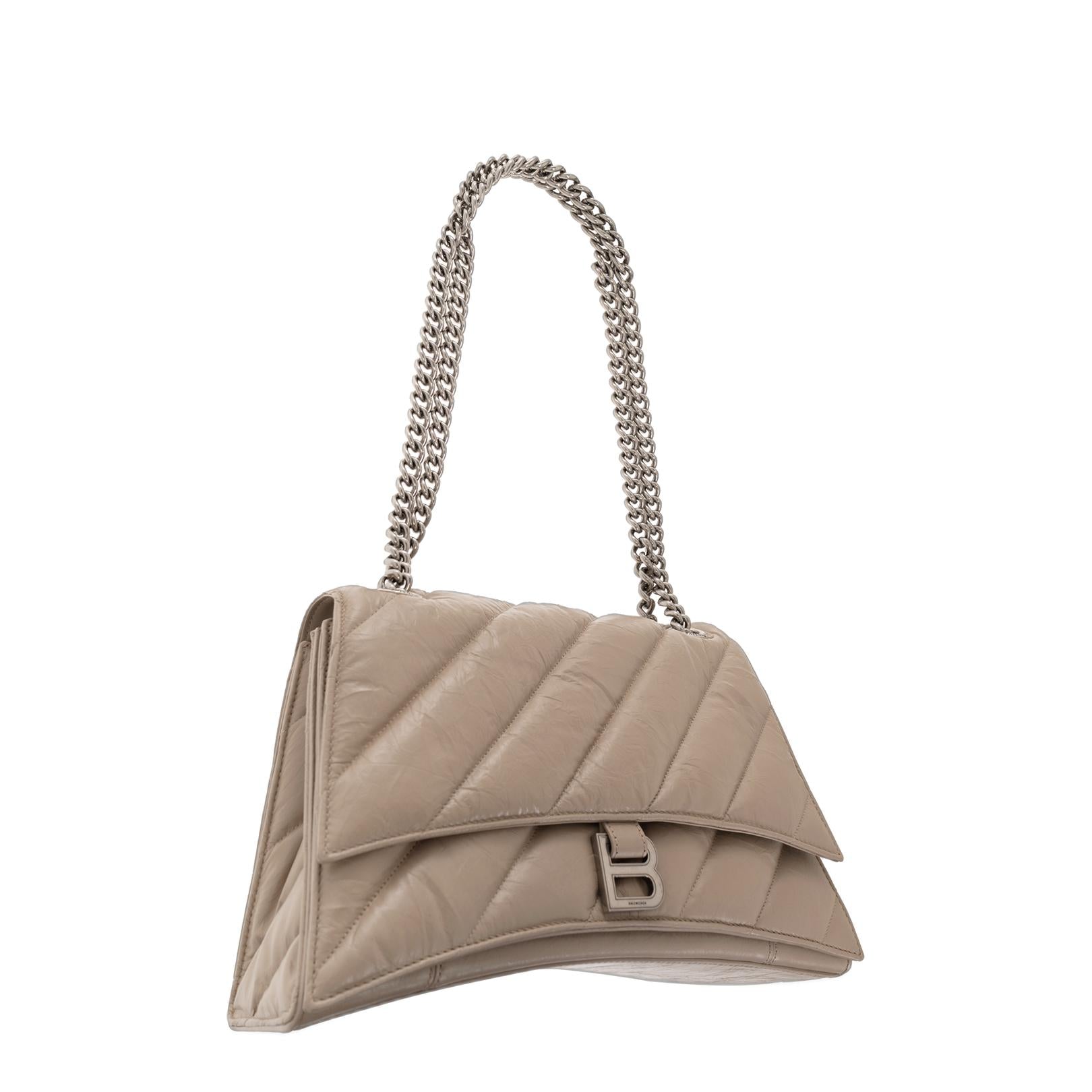 Crush Medium Shoulder Bag in Light Brown