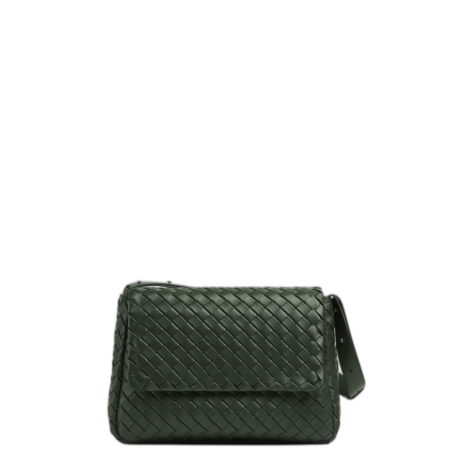 Intrecciato Padded Bag