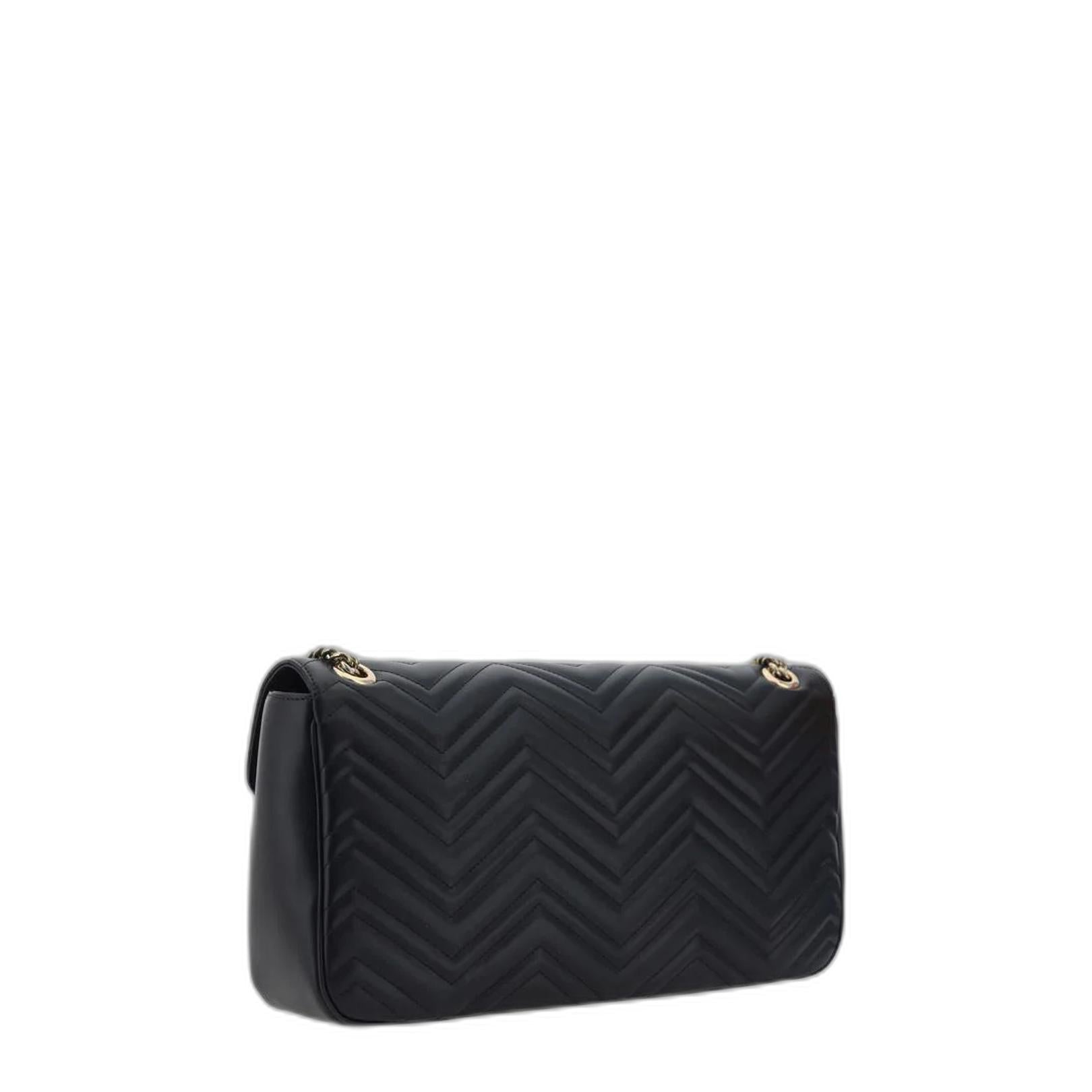 GG Marmont Medium Shoulder Bag